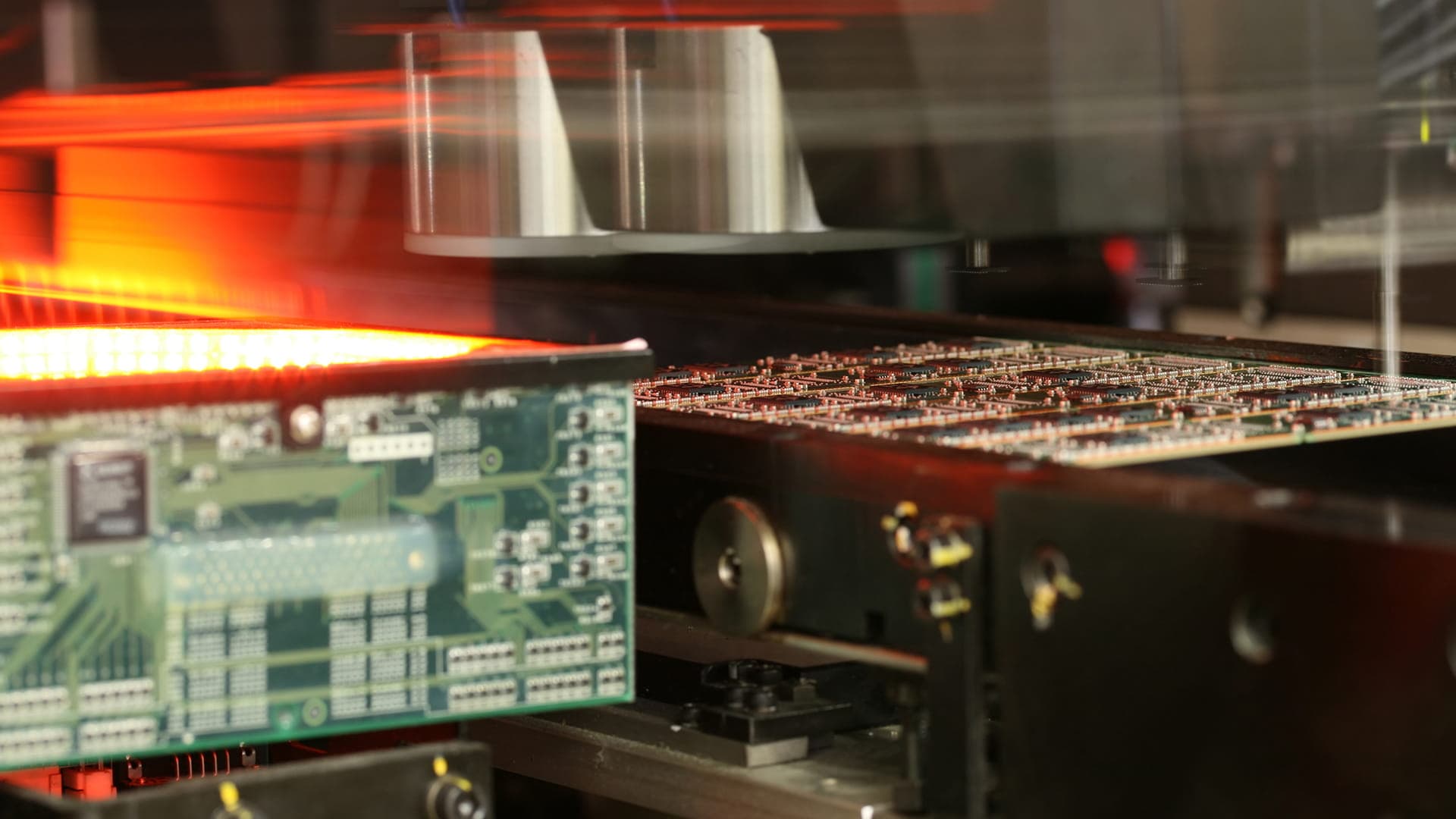 Chinese Memory Makers Expand DRAM And HBM Capacity