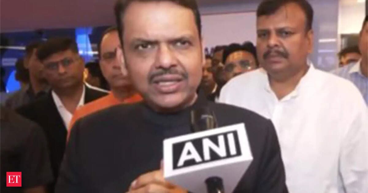 Maharashtra Chief Minister Condemns Youth Congress Protest