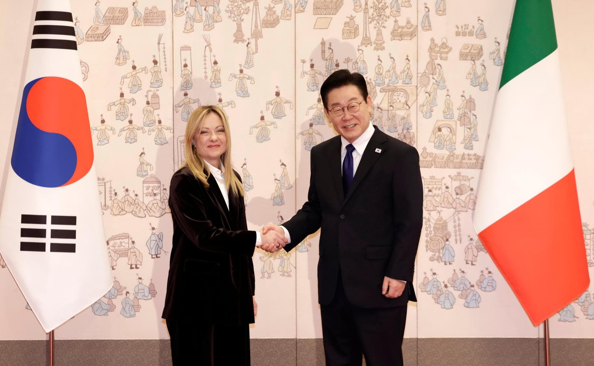 Korea, Italy Explore Expanded Cooperation In Energy, Advanced Industries