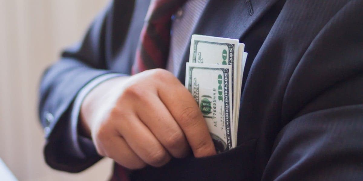 Qualcomm CEO Earns $29.7M Amid Profit Drop