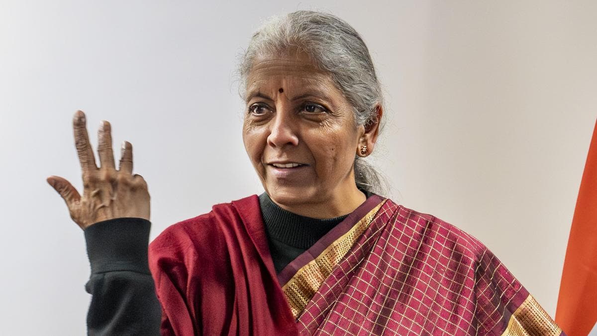 Government Forms Committee To Create Mega-Lenders