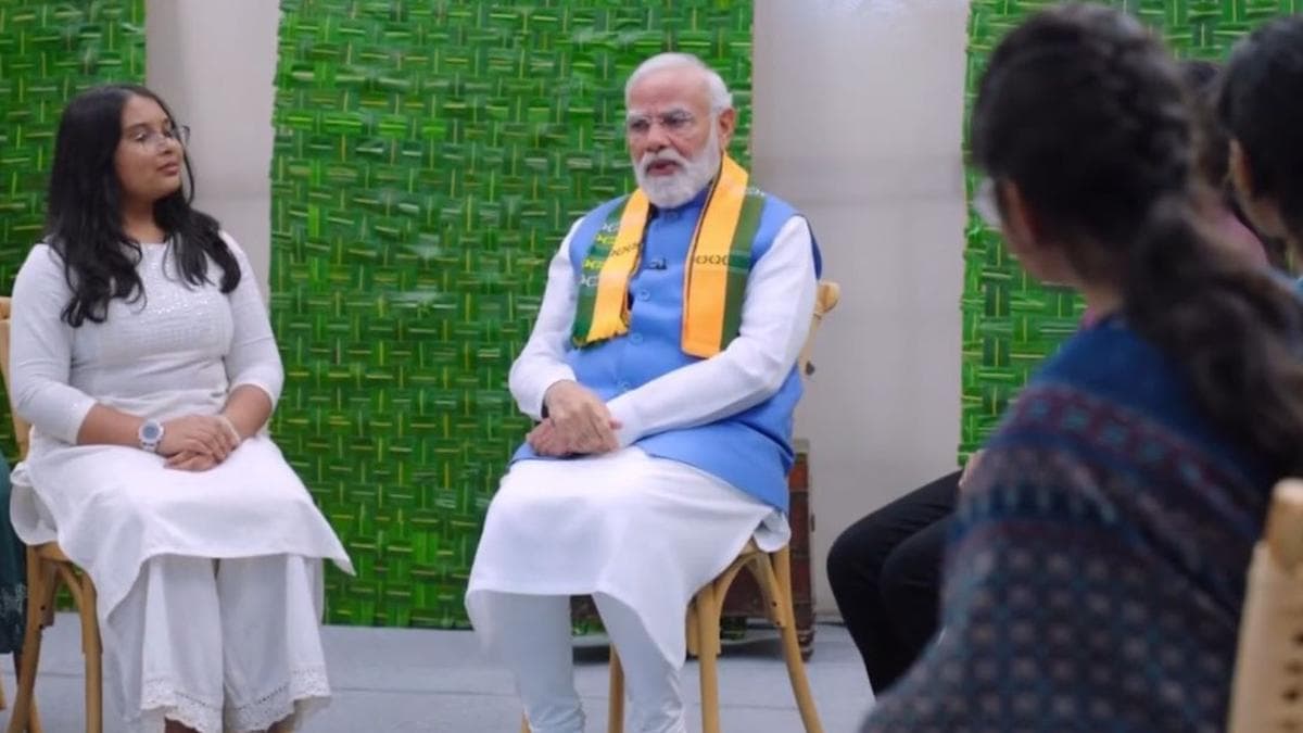 Modi Urges Students To Use Technology