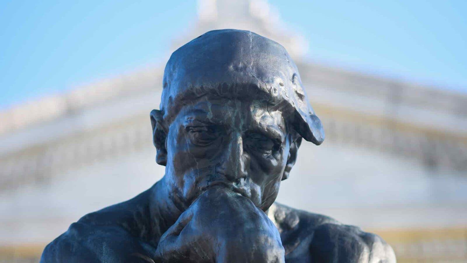 Author Warns AI Threatens White-Collar Jobs